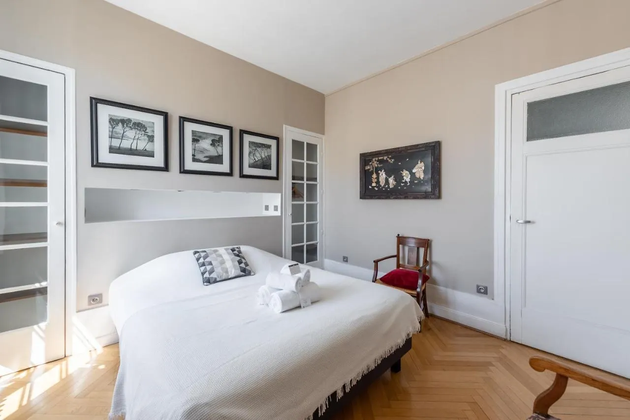 Cote Parc - Appt Proche Du Parc De La Tete Dor Apartment Lyon 0*,  France